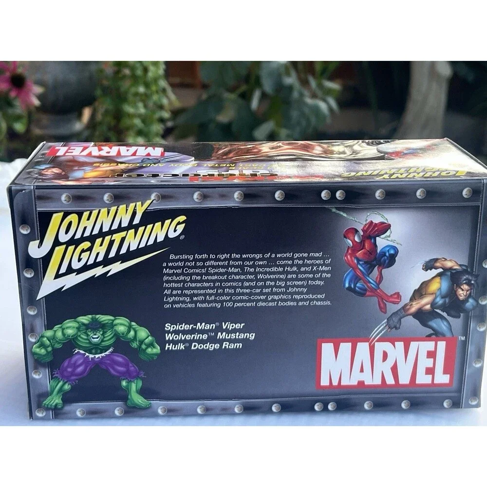 2002 Johnny Lightning Marvel Character Cars 3-Pack Spider-Man Hulk Wolverine
